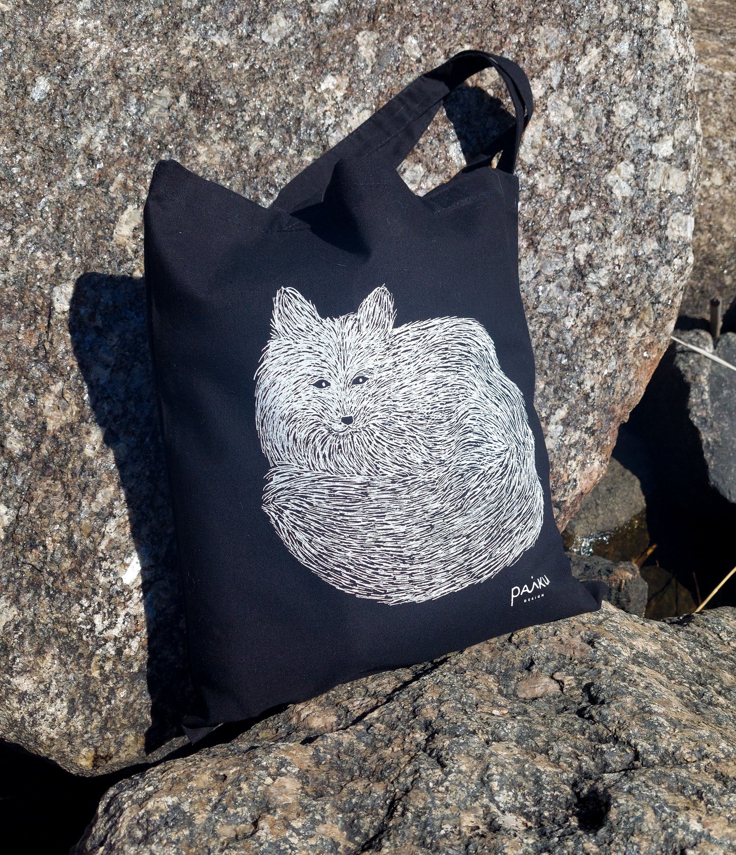 Tote bag